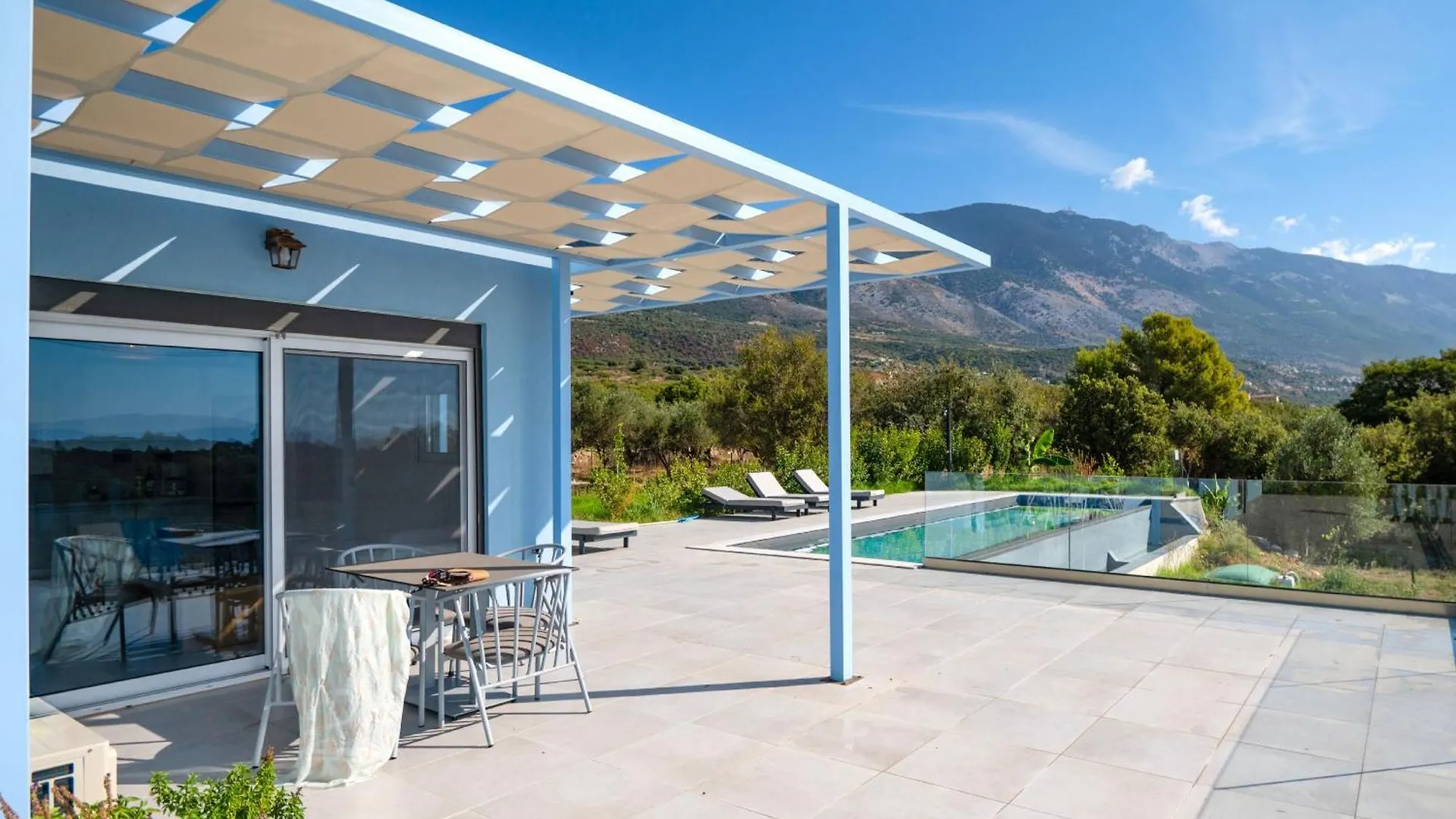 Villa Antreas Mentoros Karavádhos