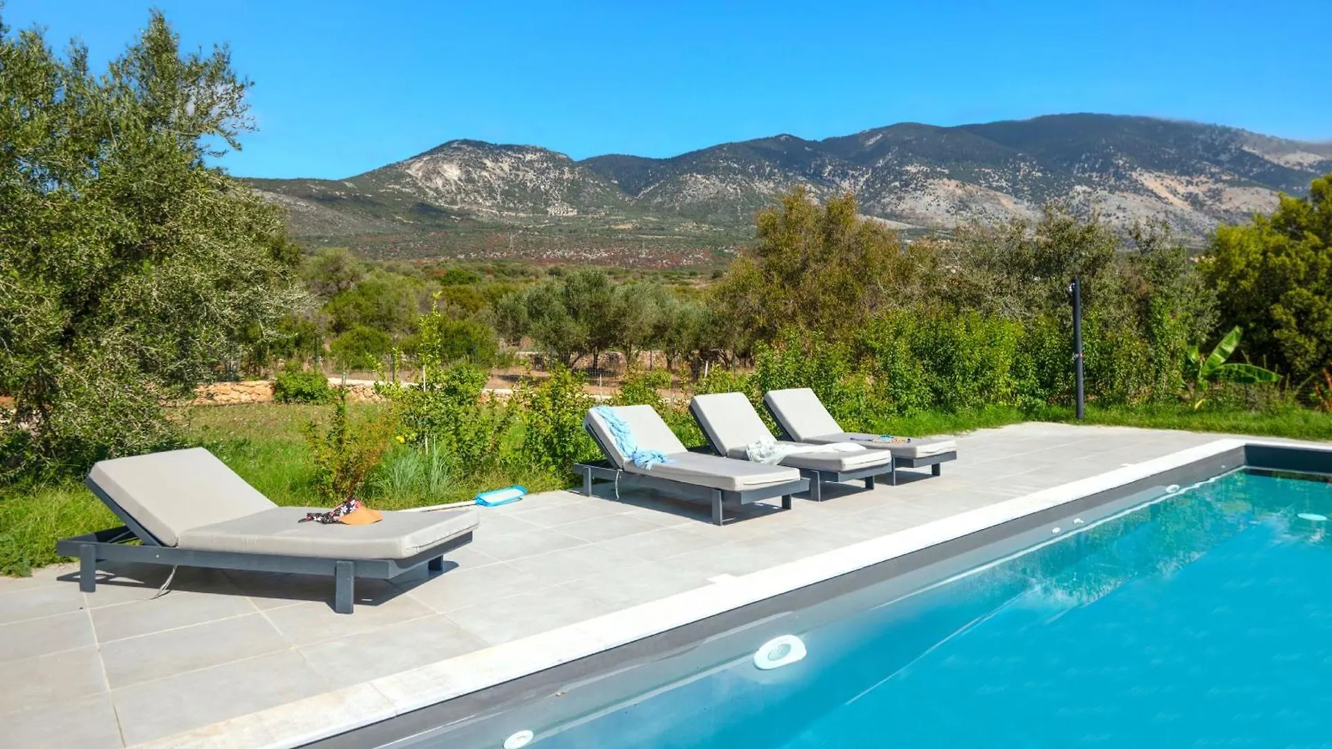 Villa Antreas Mentoros Karavados Greece